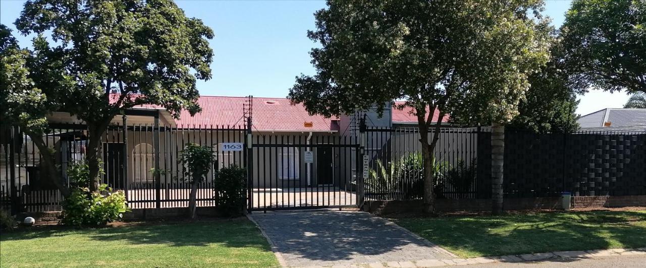 Meadowbrook Guesthouse Pretoria-Noord Exteriér fotografie